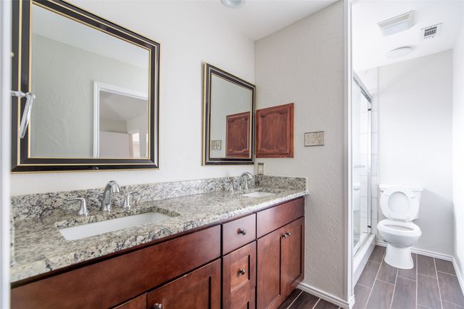 809 Simon Dr, House other with 3 bedrooms, 2 bathrooms and null parking in Plano TX | Image 11