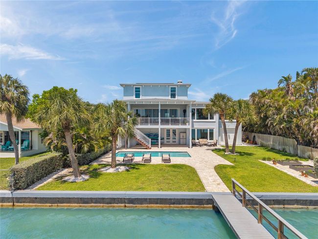 Back of home from the 72 foot Trex dock. | Image 4