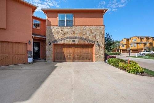 unit-5-2685 Venice Dr, Grand Prairie, TX, 75054-6666 | Card Image