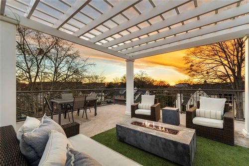 301 Canton Way, Roswell, GA, 30075-3669 | Card Image