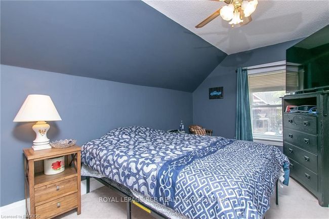 1095 2nd Ave W, House other with 3 bedrooms, 0 bathrooms and null parking in Owen Sound ON | Image 10