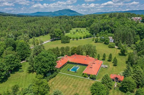 2236 River Rd, Manchestr Ctr, VT, 05255 | Card Image