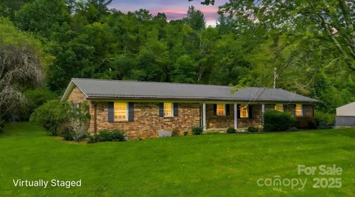 1277 Park Vista Rd, West Jefferson, NC, 28694-9267 | Card Image