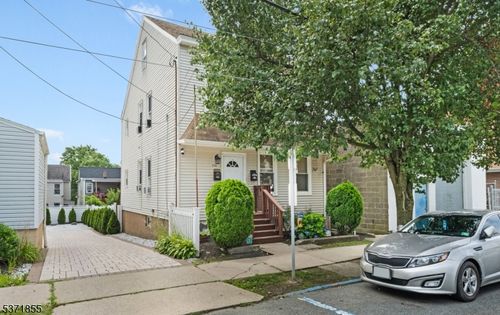 330 N 10th St, Prospect Park, NJ, 07508-2120 | Card Image