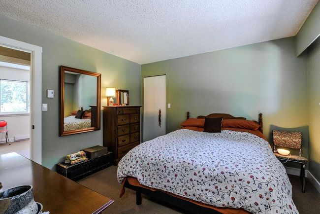1632 Ymca Road, House other with 3 bedrooms, 1 bathrooms and 3 parking in Gibsons BC | Image 13