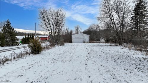 3852 Sleepy Hollow Rd, Brunswick, OH, 44212-4138 | Card Image