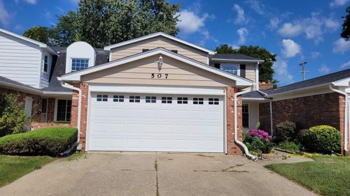 507 Dorset Cir, Grand Blanc, MI, 48439-1549 | Card Image