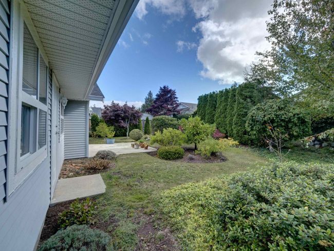 5685 Cascade Crescent, House other with 3 bedrooms, 2 bathrooms and 4 parking in Sechelt BC | Image 30