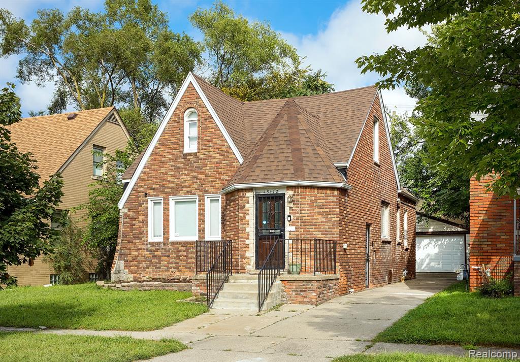 Tracey St, Detroit, MI 48227