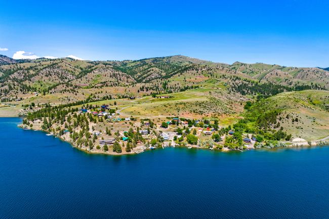 1872 Beartooth Rd, House other with 3 bedrooms, 2 bathrooms and null parking in Wolf Creek MT | Image 17