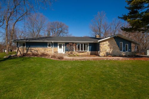 N59W39568 Laketon Ave, Oconomowoc, WI, 53066-2108 | Card Image