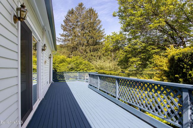 Deck | Image 49