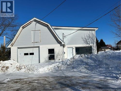 2 Rue Principale, Tracadie-Sheila, NB, E1X1A1 | Card Image