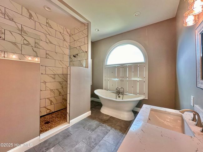141 Baybreeze Dr, House other with 4 bedrooms, 6 bathrooms and 3 parking in Shiloh NC | Image 29