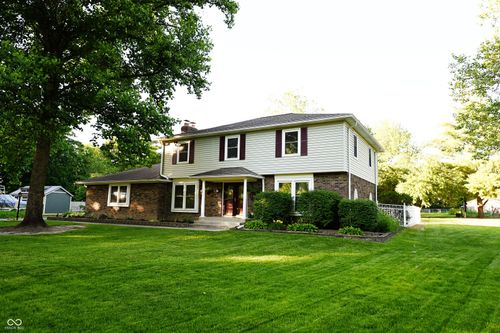 519 Woodland East Dr, Greenfield, IN, 46140-8890 | Card Image
