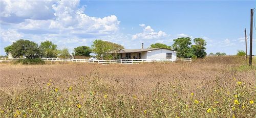 15526 County Road 1510, Odem, TX, 78370-4232 | Card Image