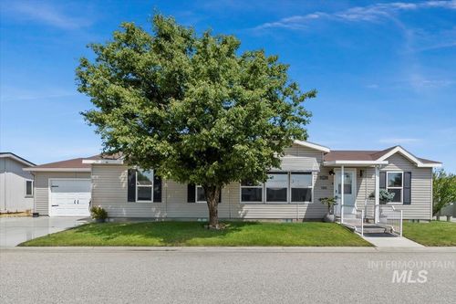 1350 Constitution Ln, Emmett, ID, 83617-3924 | Card Image