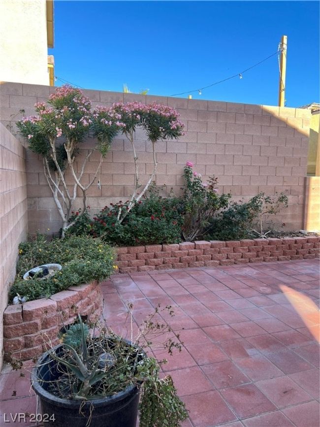 0 - 8528 Cheerful Brook Ave, House other with 5 bedrooms, 3 bathrooms and null parking in Las Vegas NV | Image 22