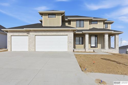 20152 T St, Omaha, NE, 68135-4363 | Card Image