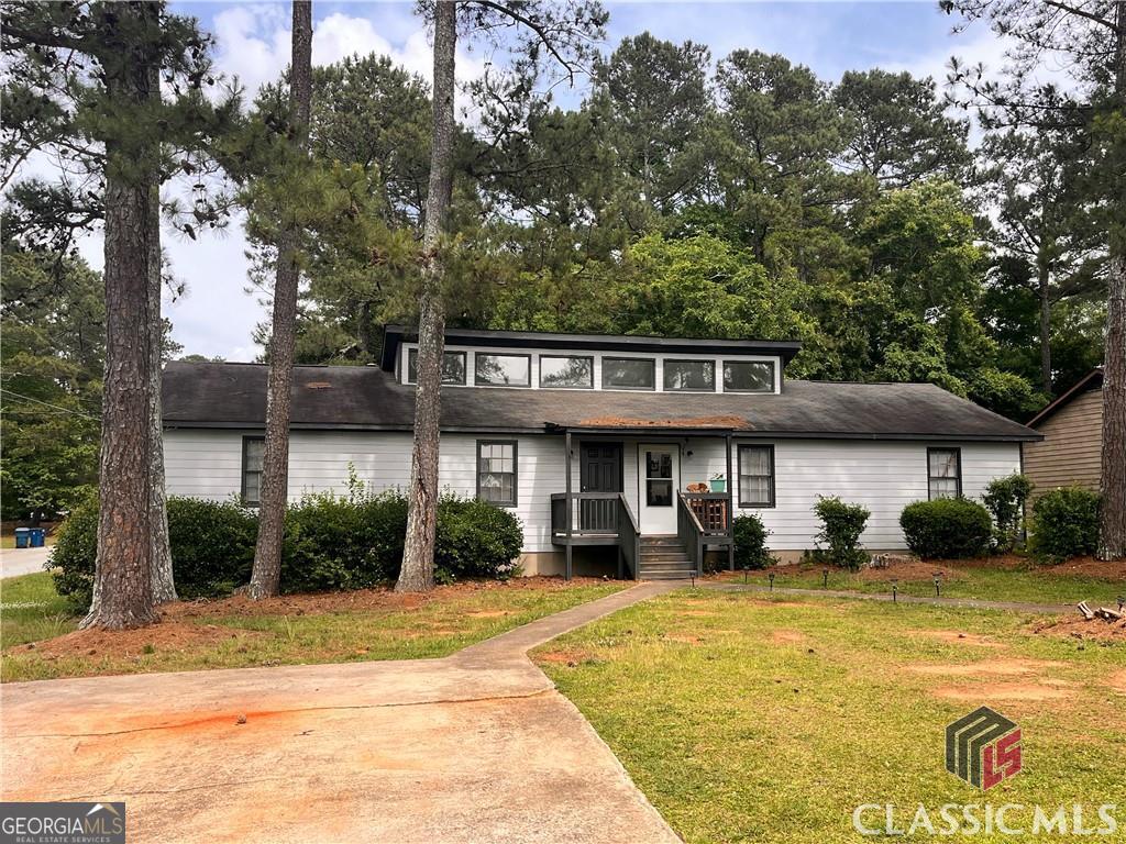 Freeman Dr, Athens, GA 30601