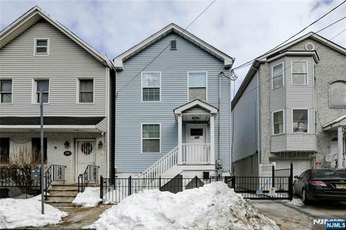 188 Pennington St, Newark, NJ, 07105-1025 | Card Image