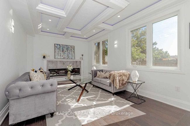 137 Mcmurchy Ave S, House other with 4 bedrooms, 4 bathrooms and 6 parking in Brampton ON | Image 9