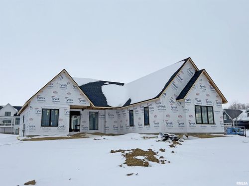 4790 Woodland Dr, Bettendorf, IA, 52722-1515 | Card Image