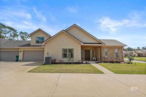 301-301 Holmes Ave, Foley, AL, 36535-6968 | Card Image