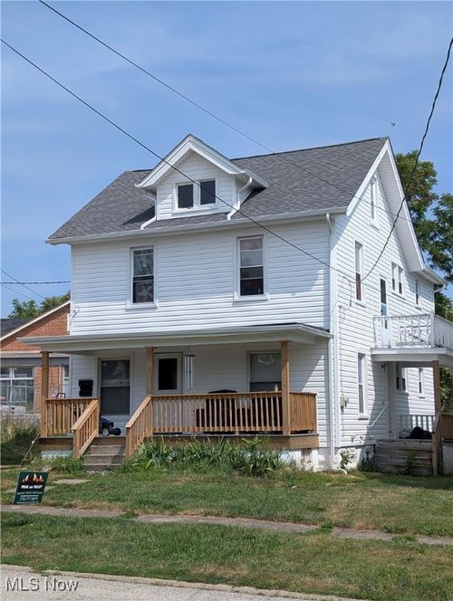110 Bell Ave, Elyria, OH, 44035-3102 | Card Image