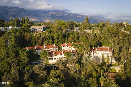 52 N Arroyo Blvd, Pasadena, CA, 91105-1257 | Card Image