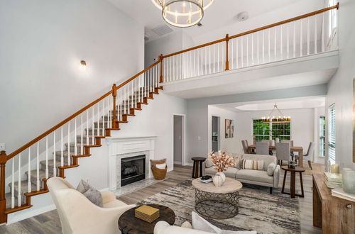 77 Kendall Park Dr, Nashville, TN, 37217-3568 | Card Image