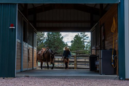 22041 Banff Dr, Bend, OR, 97702-9644 | Card Image