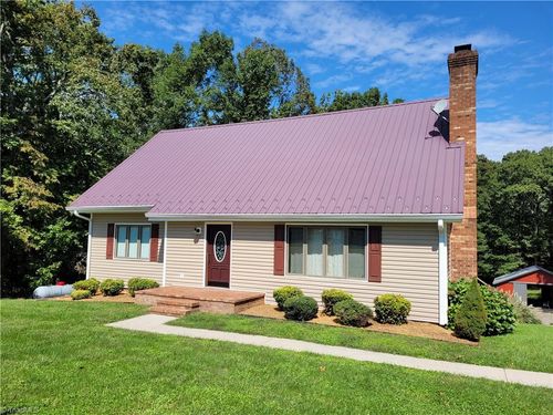 1160 Flinty Knoll Rd, Pinnacle, NC, 27043-8651 | Card Image