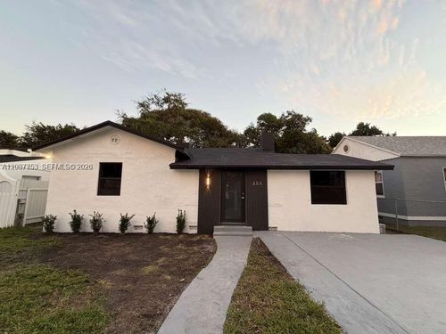 854 Nw 76th St, Miami, FL, 33150-3245 | Card Image