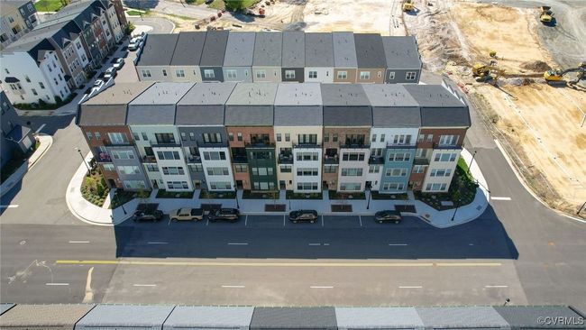 B - 2270 Libbie Lake West St, Condo with 3 bedrooms, 3 bathrooms and null parking in Richmond VA | Image 39