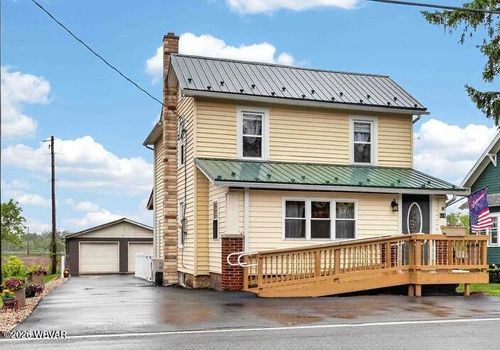 618 Village Rd, Pennsdale, PA, 17756-7861 | Card Image