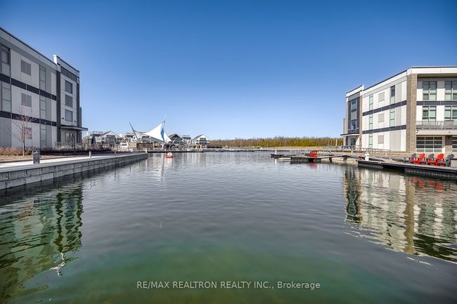 3793 Ferretti Crt, House attached with 5 bedrooms, 6 bathrooms and 2 parking in Innisfil ON | Image 5