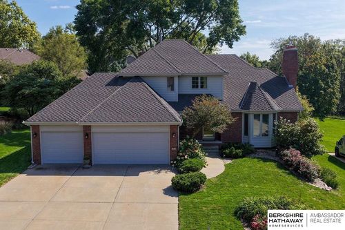16573 Hascall St, Omaha, NE, 68130-2060 | Card Image