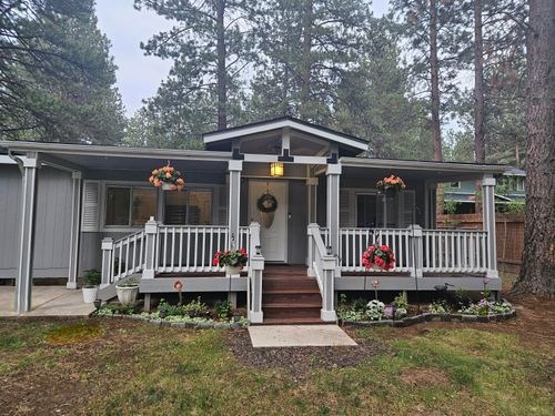 19260 Shoshone Rd, Bend, OR, 97702-7941 | Card Image
