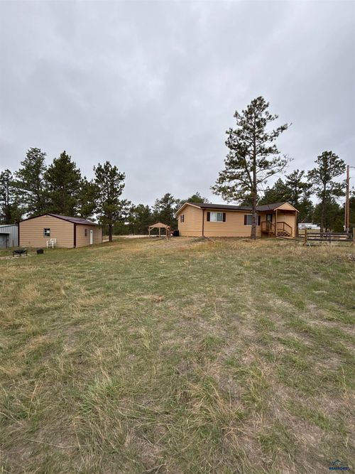 25564 Old Cabin Rd, Edgemont, SD, 57735-7002 | Card Image