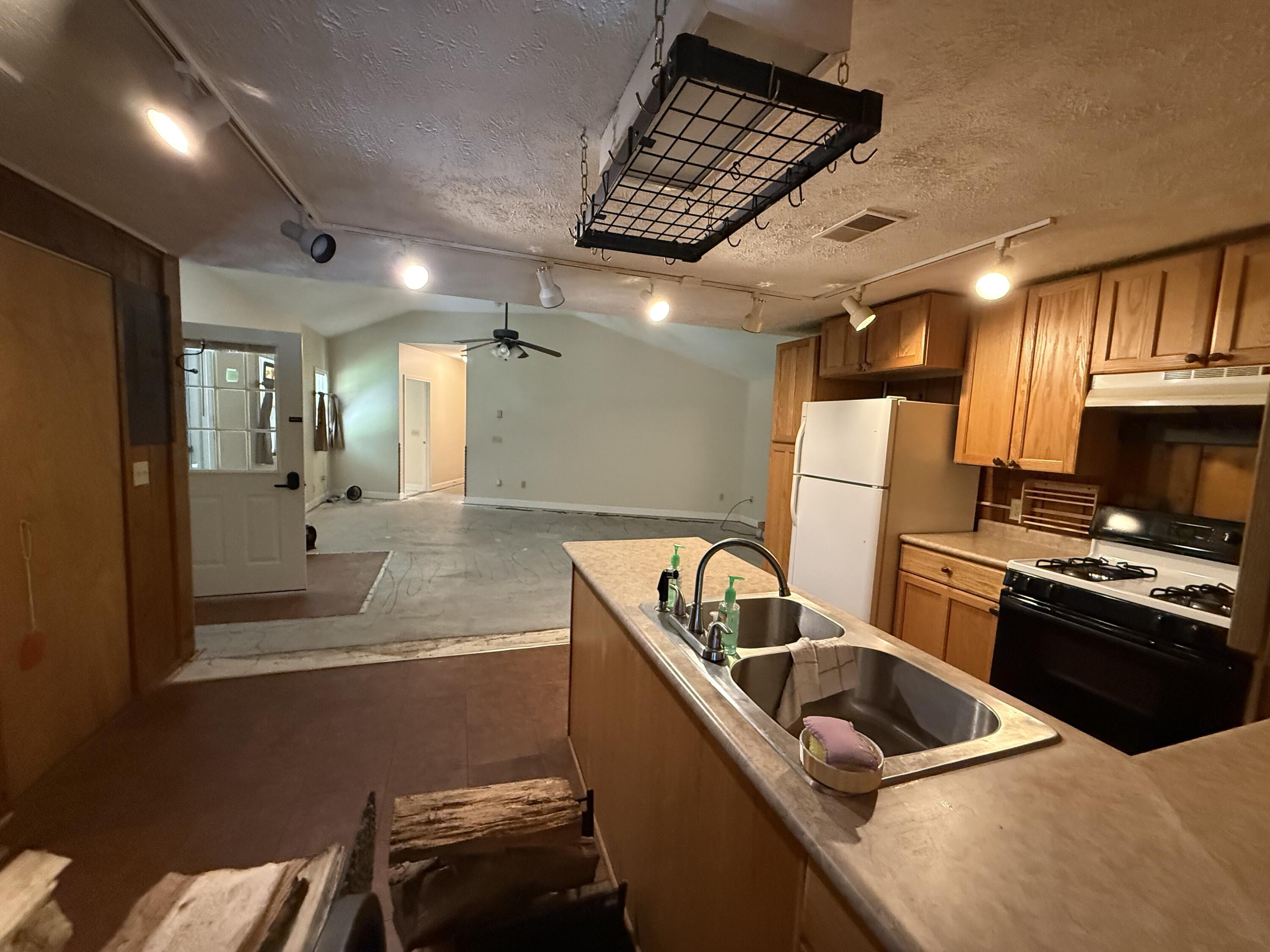 Residential in Unknown 5