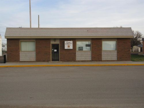 206 4 Ave, Warner, AB, T0K2L0 | Card Image