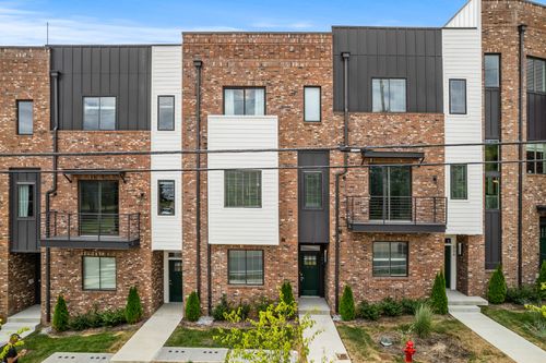 500 W Trinity Ln, Nashville, TN, 37207-4944 | Card Image