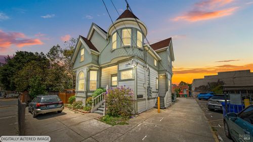 3229 Elm St, Oakland, CA, 94609-3011 | Card Image