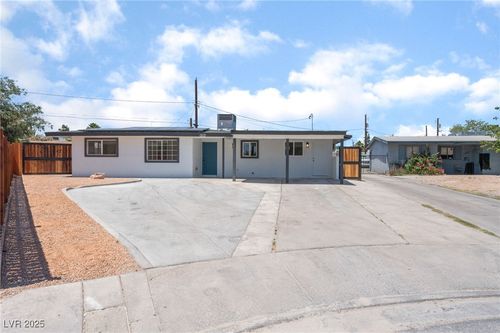 1313 Purple Sage Ave, Las Vegas, NV, 89108-1116 | Card Image