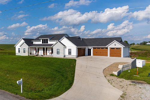 1904 Charles Ave, West Branch, IA, 52358-8501 | Card Image