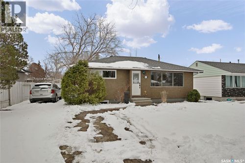 1909 Wiggins Ave S, Saskatoon, SK, S7J1W2 | Card Image