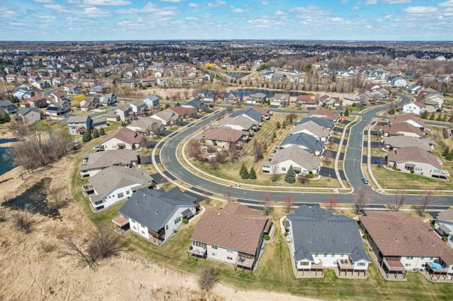 18189 62 Nd Ave N, Townhouse with 3 bedrooms, 3 bathrooms and null parking in Maple Grove MN | Image 39