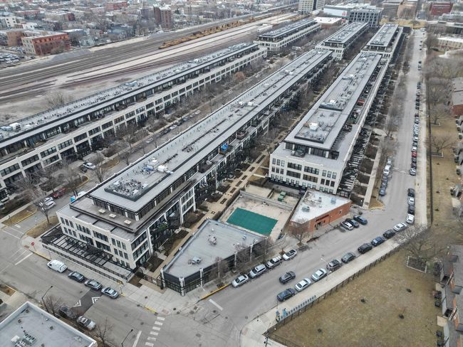 UNIT-109 - 1070 W 15 Th St, Condo with 2 bedrooms, 1 bathrooms and 1 parking in Chicago IL | Image 34