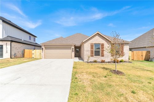 7014 Sw Orange Ave, Bentonville, AR, 72712 | Card Image